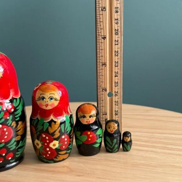 Russian Matryoshka Nesting Dolls Hand-Painted Wooden Set Of 5 Floral Red Black - Picture 7 of 8